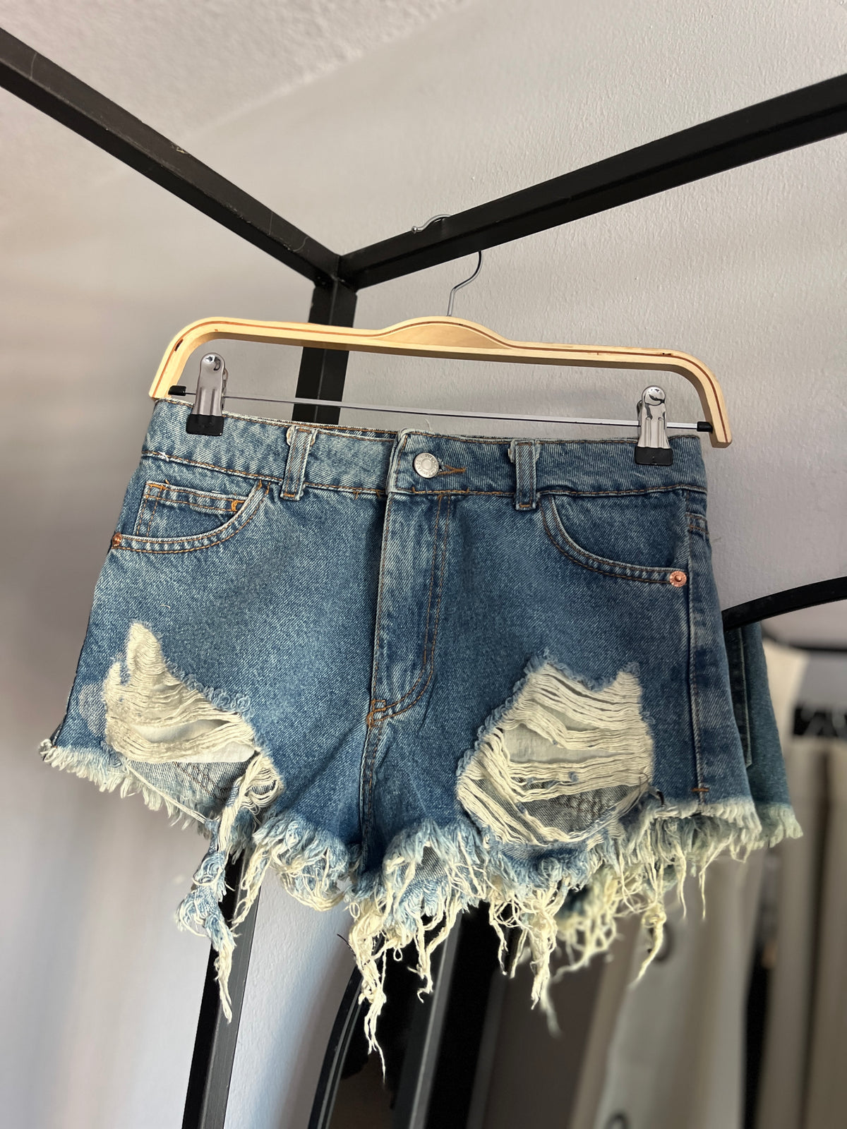 Short ISLA
