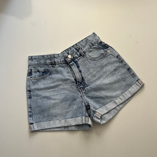 Short jean
