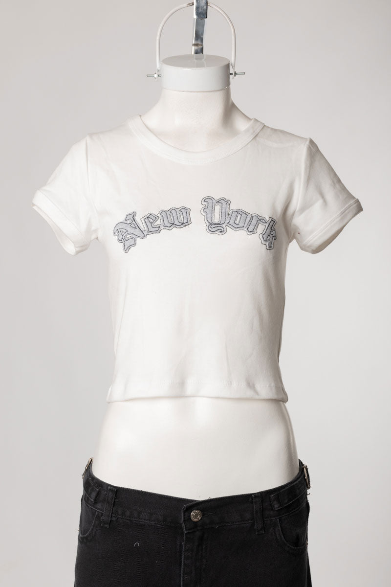 Remera GOTHAM - Crema con Gris